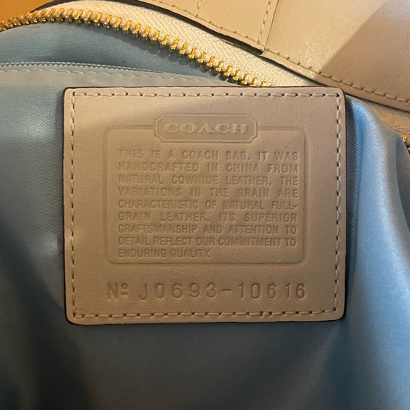Coach Carly Bag: White and Brown Women's Bag. Used. - Picture 2 of 13